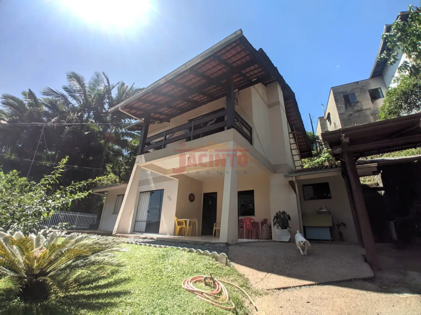 Casa de 2 pavimentos, com 3 dormitórios, no Bairro Tribess. — foto 2