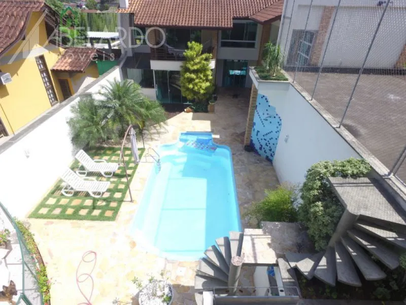 Linda casa residencial em local tranquilo - foto 1