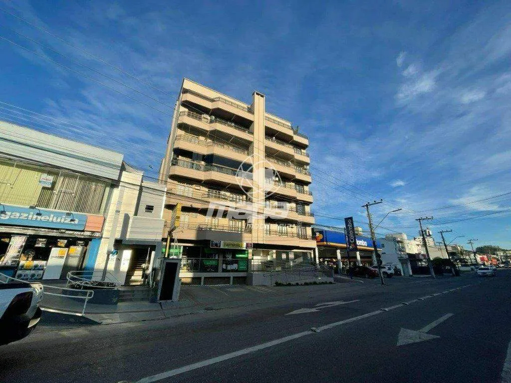 Apartamento para alugar com 2 quartos e 1 suíte, 1 vaga, 90m² no Nações, Indaial - foto 1