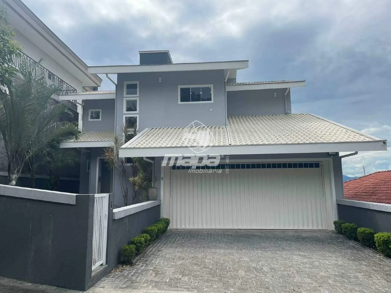 Linda e aconchegante casa no bairro das Nações - foto 1