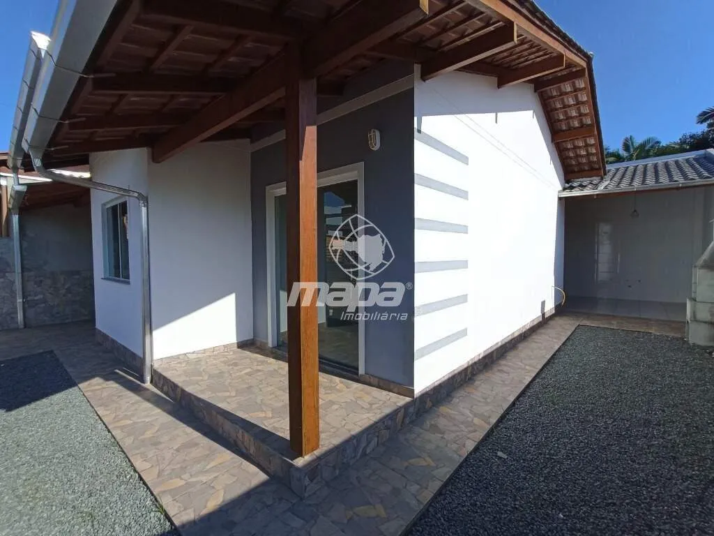 Ampla casa com ótima área externa coberta - foto 1