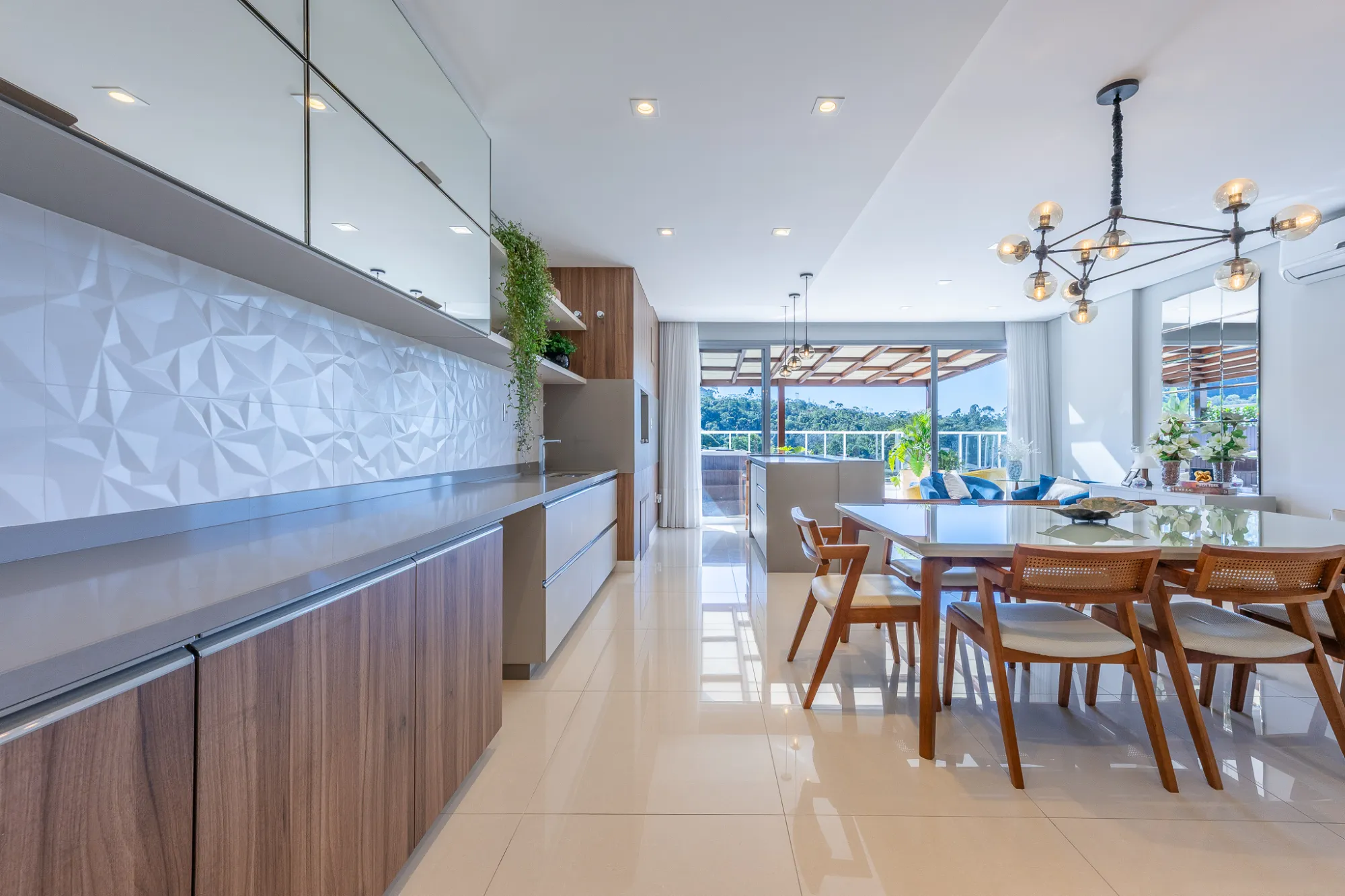 APARTAMENTO GARDEN COM 3 SUÍTES NO VORSTADT