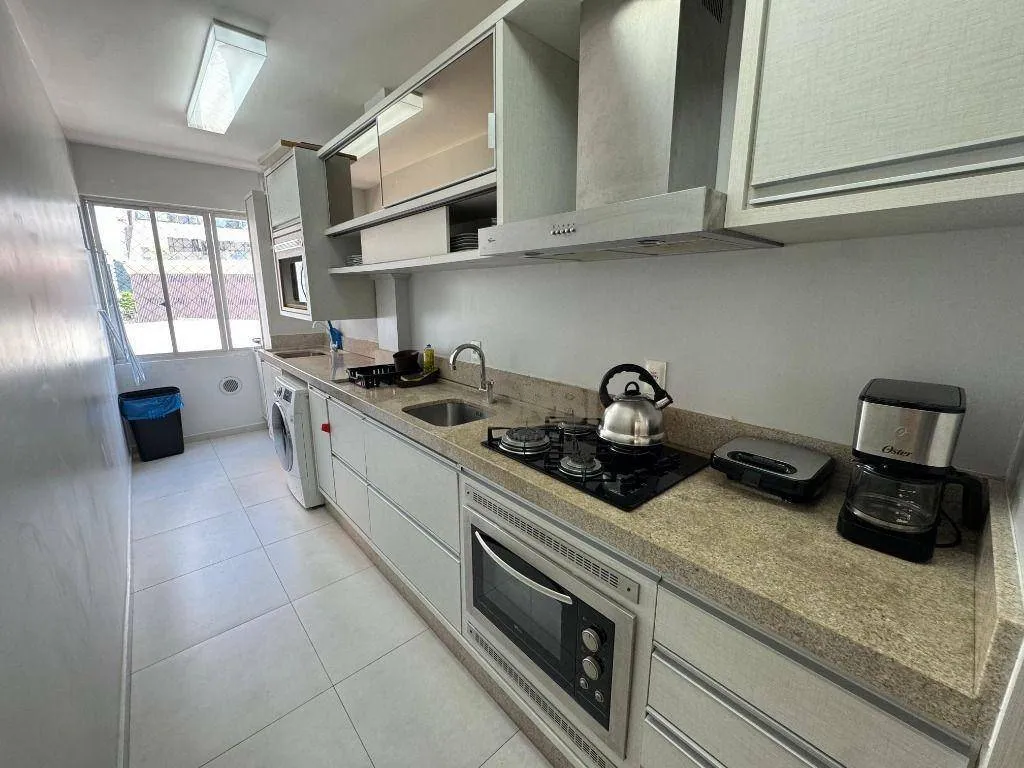 Apartamento à venda com 2 quartos, 1 vaga, 55m² na região do bairro Centro, próximo à 3ª Avenida, Balneário Camboriú — foto 6