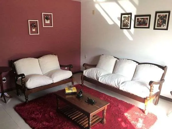 Sobrado com 2 suíte(s) mais 2 quarto(s) à venda no bairro Floresta em Joinville, por R$ 995.000.00. — foto 2
