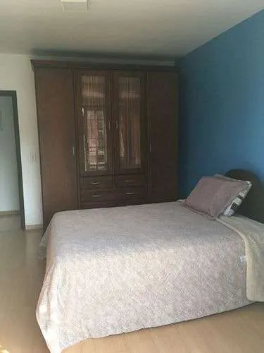 Sobrado com 2 suíte(s) mais 2 quarto(s) à venda no bairro Floresta em Joinville, por R$ 995.000.00. — foto 6