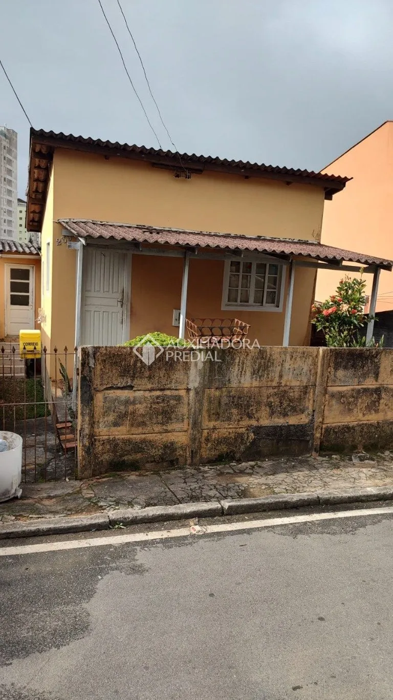Casa à venda com 2 quartos, 93m² no Agronômica, Florianópolis - foto 1