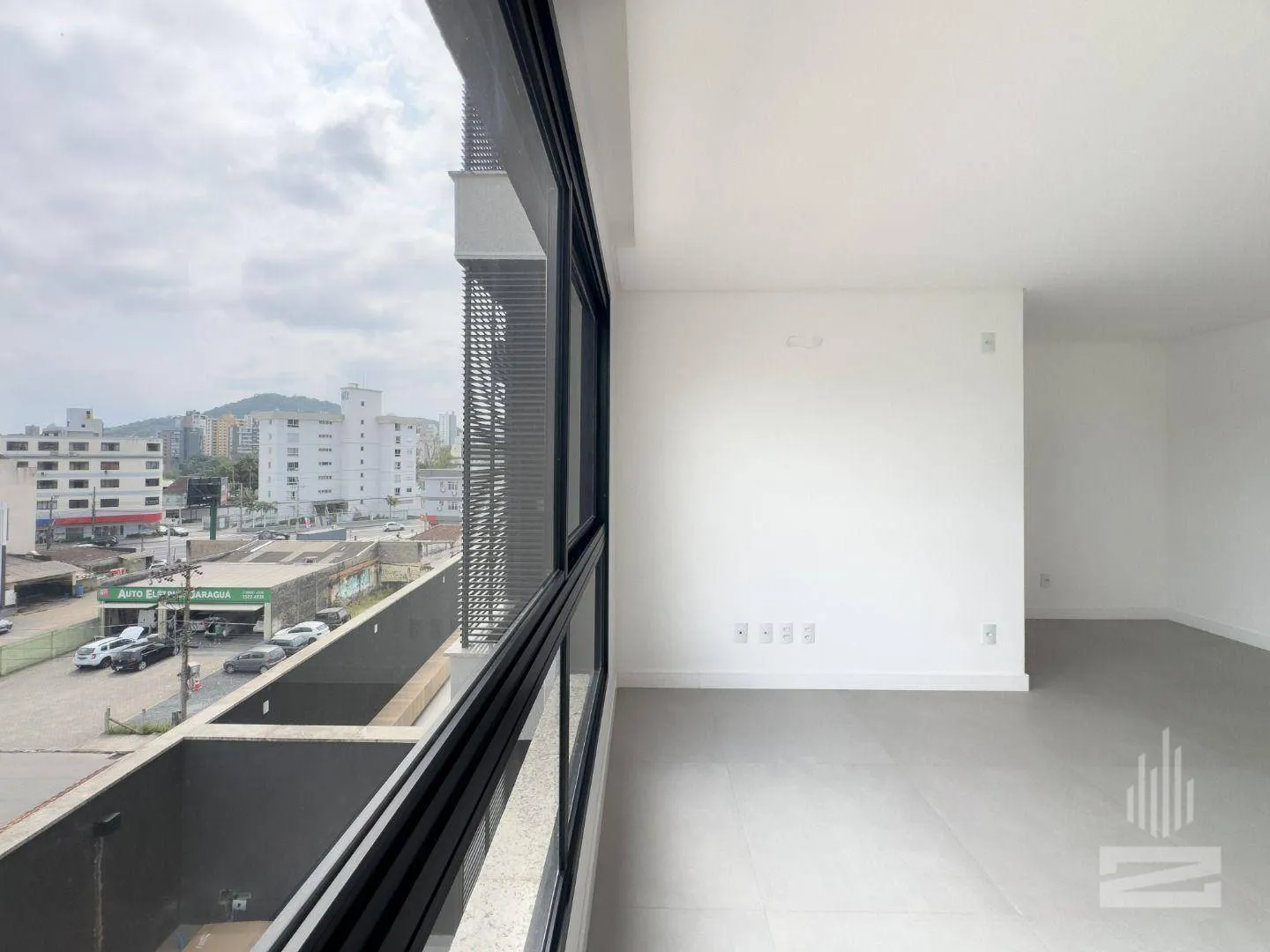Apartamento com 1 dormitório à venda, 32 m por R$ 424.000,00 - Velha - Blumenau/SC — foto 2