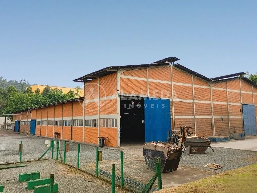 Galpão à venda, 3200m² no Itoupavazinha, Blumenau - foto 1