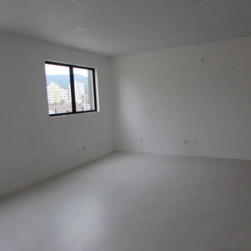 Sala comercial com 1 banheiro e 1 garagem no Bairro Velha. — foto 7