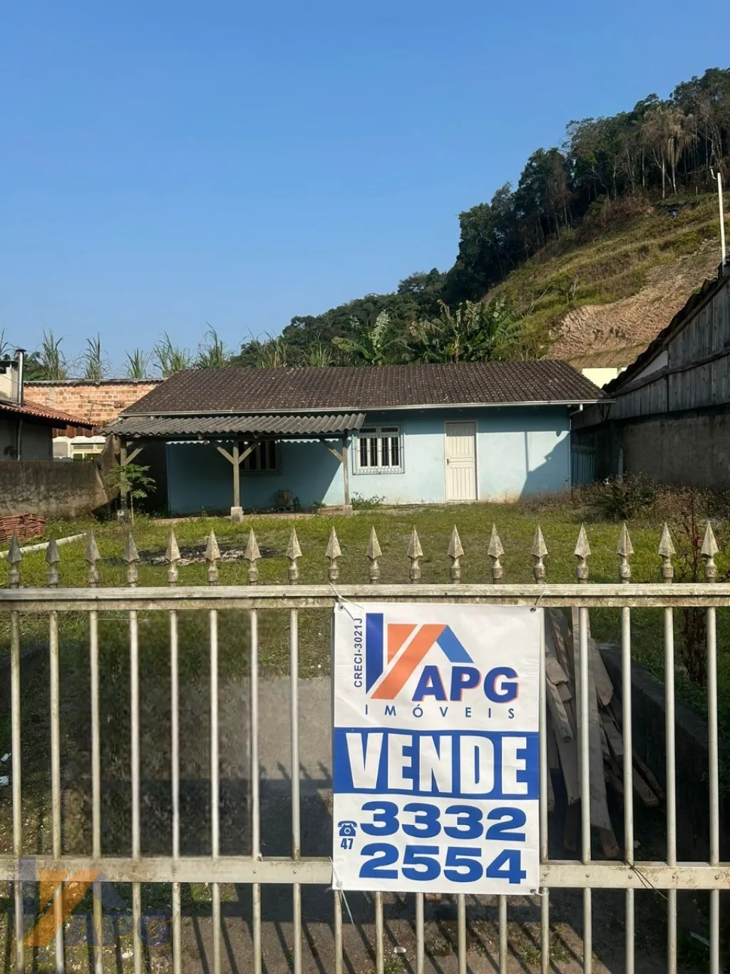 Casa com 1 dormitório, sala e cozinha conjugada, WC, lavação e garagem. - foto 1