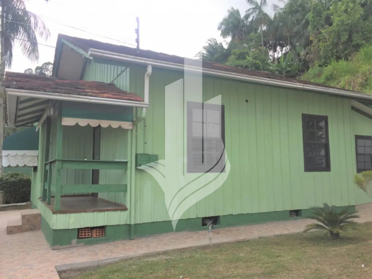 Casa mista, reformada, no bairro Escola Agrícola — foto 2