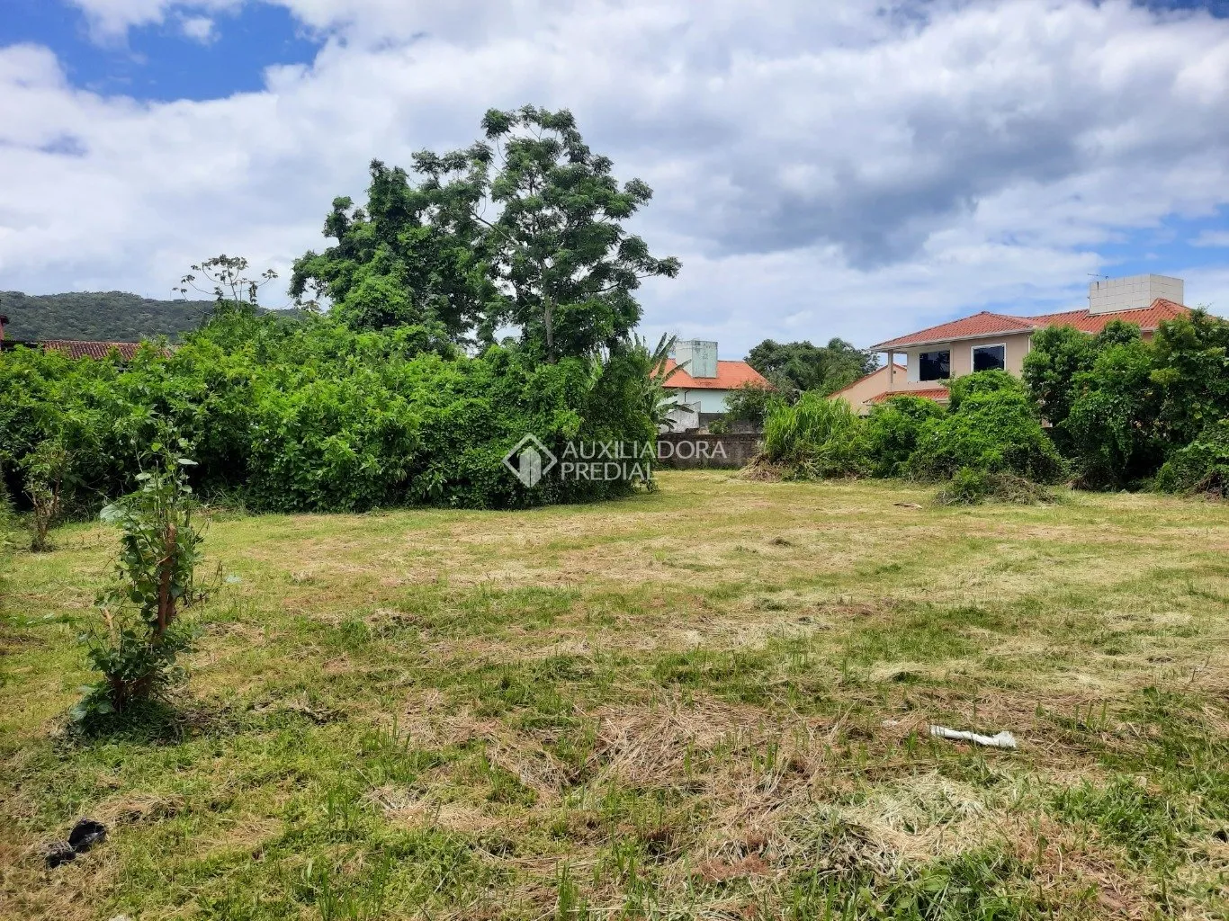 Terreno à venda, 1680m² no Campeche, Florianópolis - foto 1