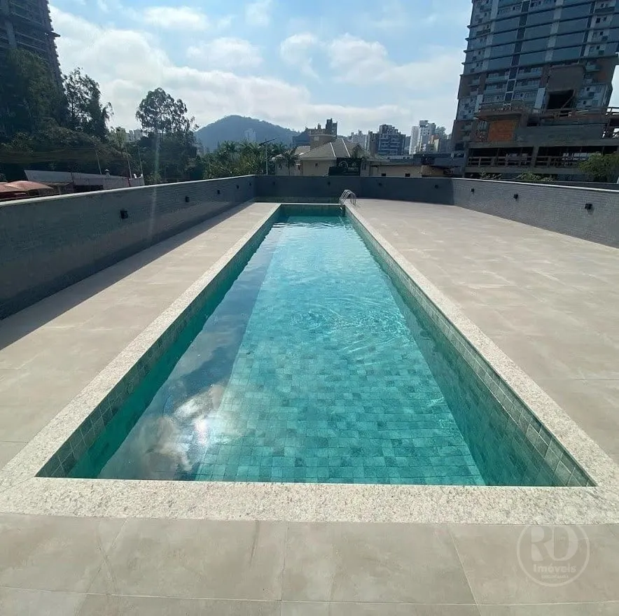 Apartamento à venda com 1 quarto, 1 vaga, 36m² no Centro, Blumenau - foto 1