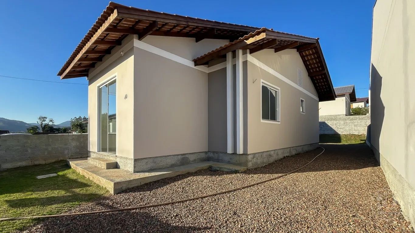 Casa à venda com 2 quartos, 2 vagas, 202m² no Mulde, Indaial - foto 1