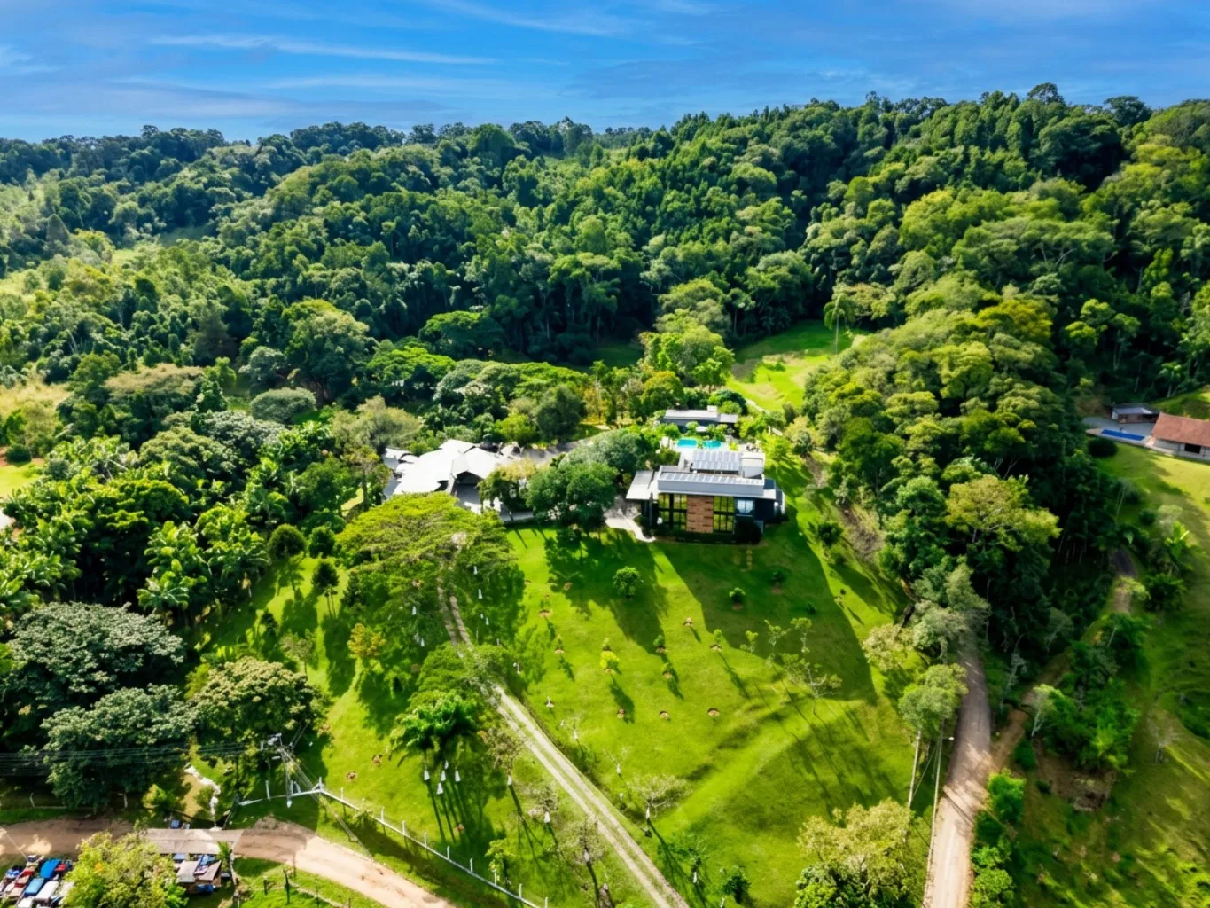 Imóvel Rural à venda com 6 quartos e 5 suítes, 170000m² no Testo Salto, Blumenau - foto 1