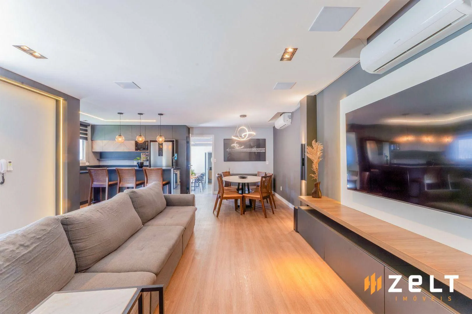 Casa à venda com 3 quartos e 1 suíte, 4 vagas, 355m² na Rua Professor Bartolomeu João Hess no Velha, Blumenau — foto 5