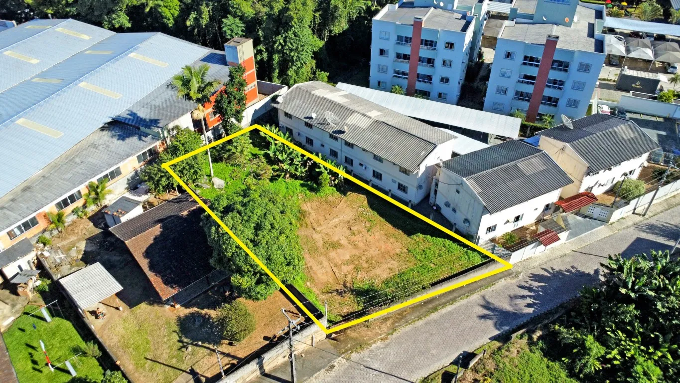 Terreno à venda, 612m² no Badenfurt, Blumenau - foto 1