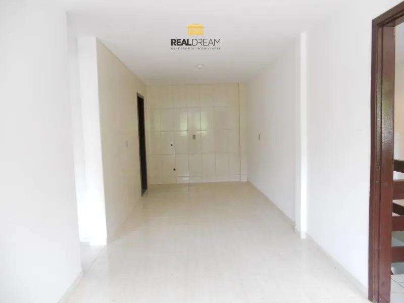 Prédio Localizado no Bairro Escola Agricola Próximo a Loja Haveroth . — foto 3