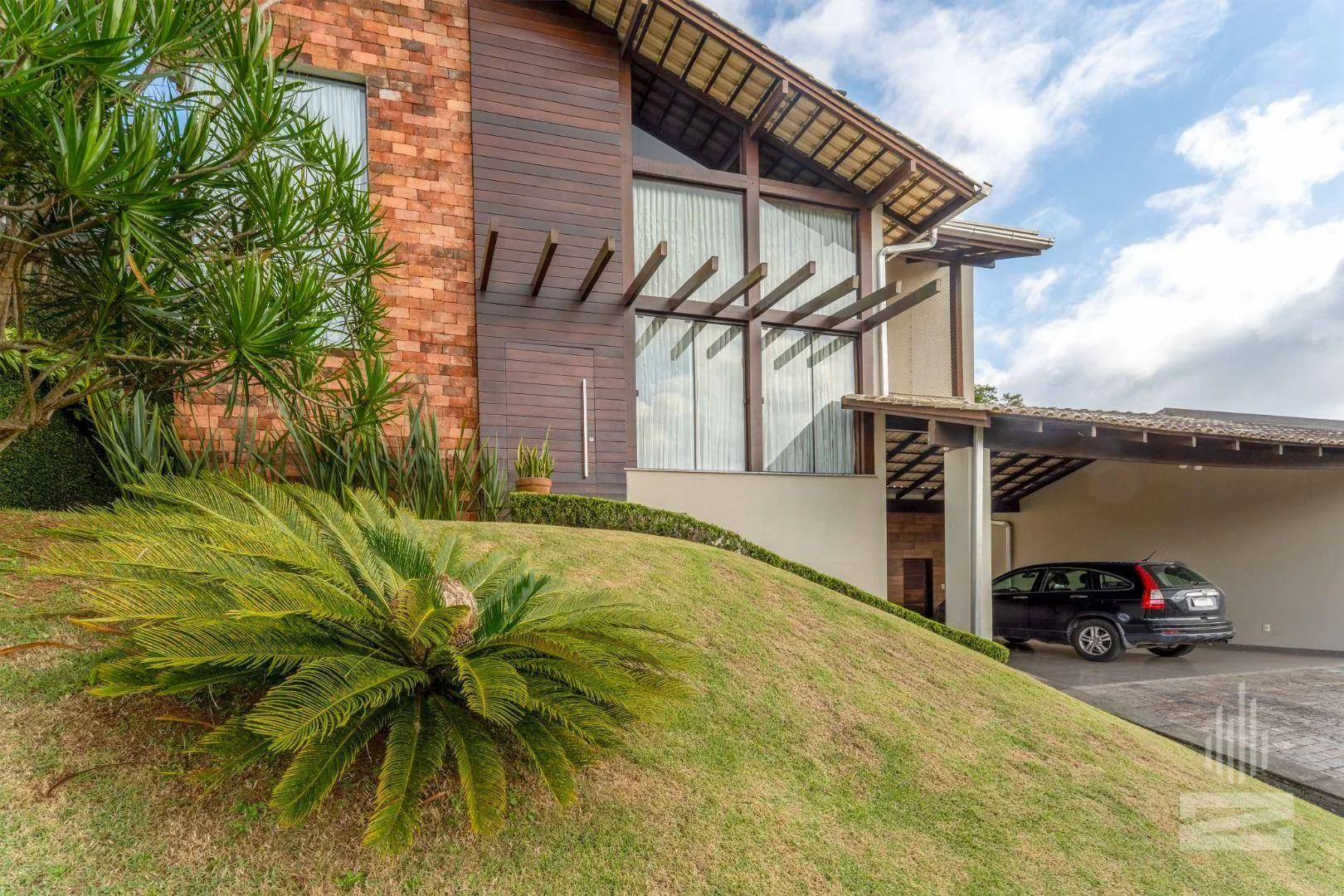 Casa à venda com 3 quartos e 1 suíte, 5 vagas, 1793m² no Itoupava Seca, Blumenau - foto 1