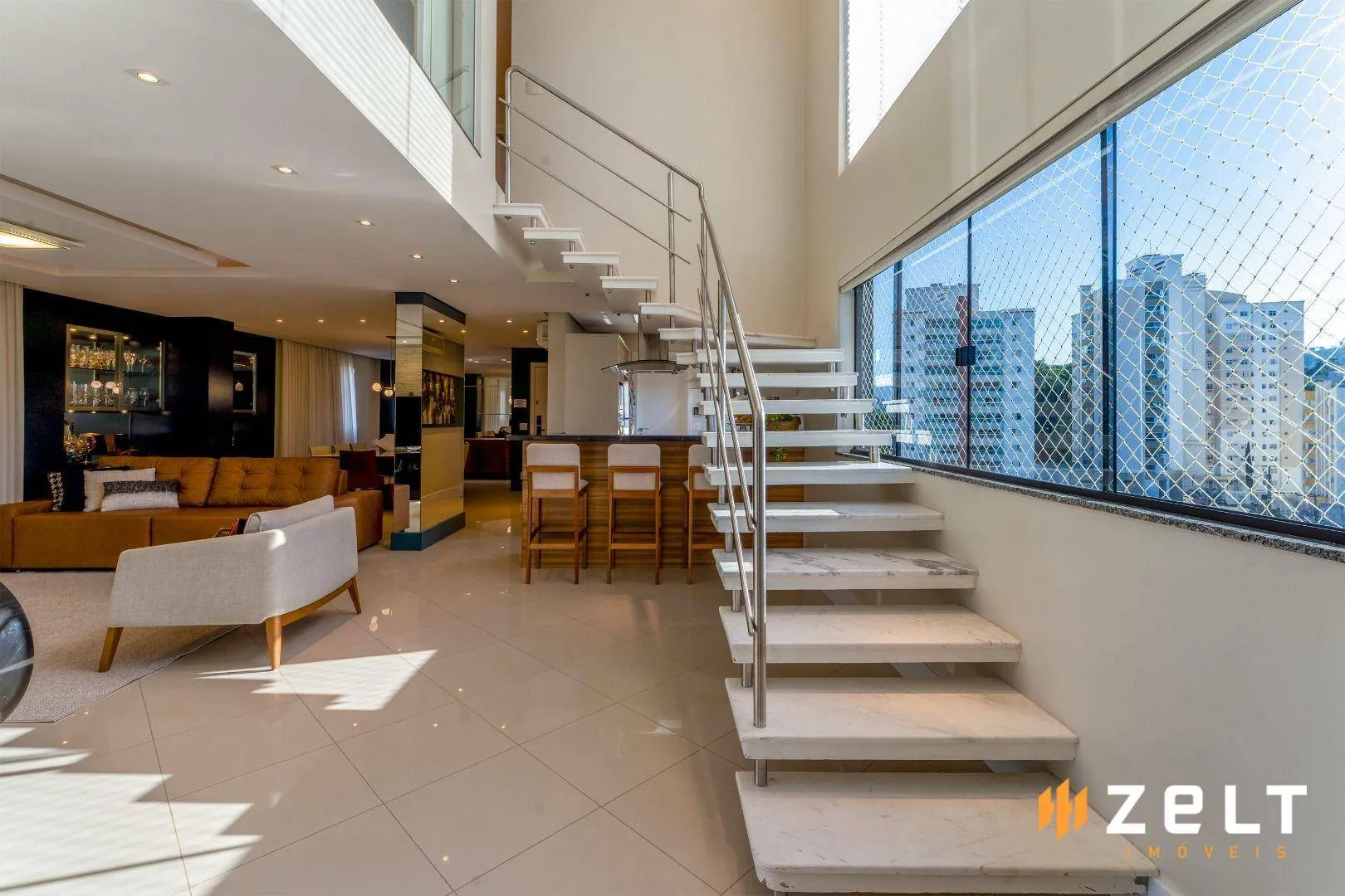 Apartamento à venda com 3 quartos e 3 suítes, 3 vagas, 184m² no Vila Nova, Blumenau - foto 1