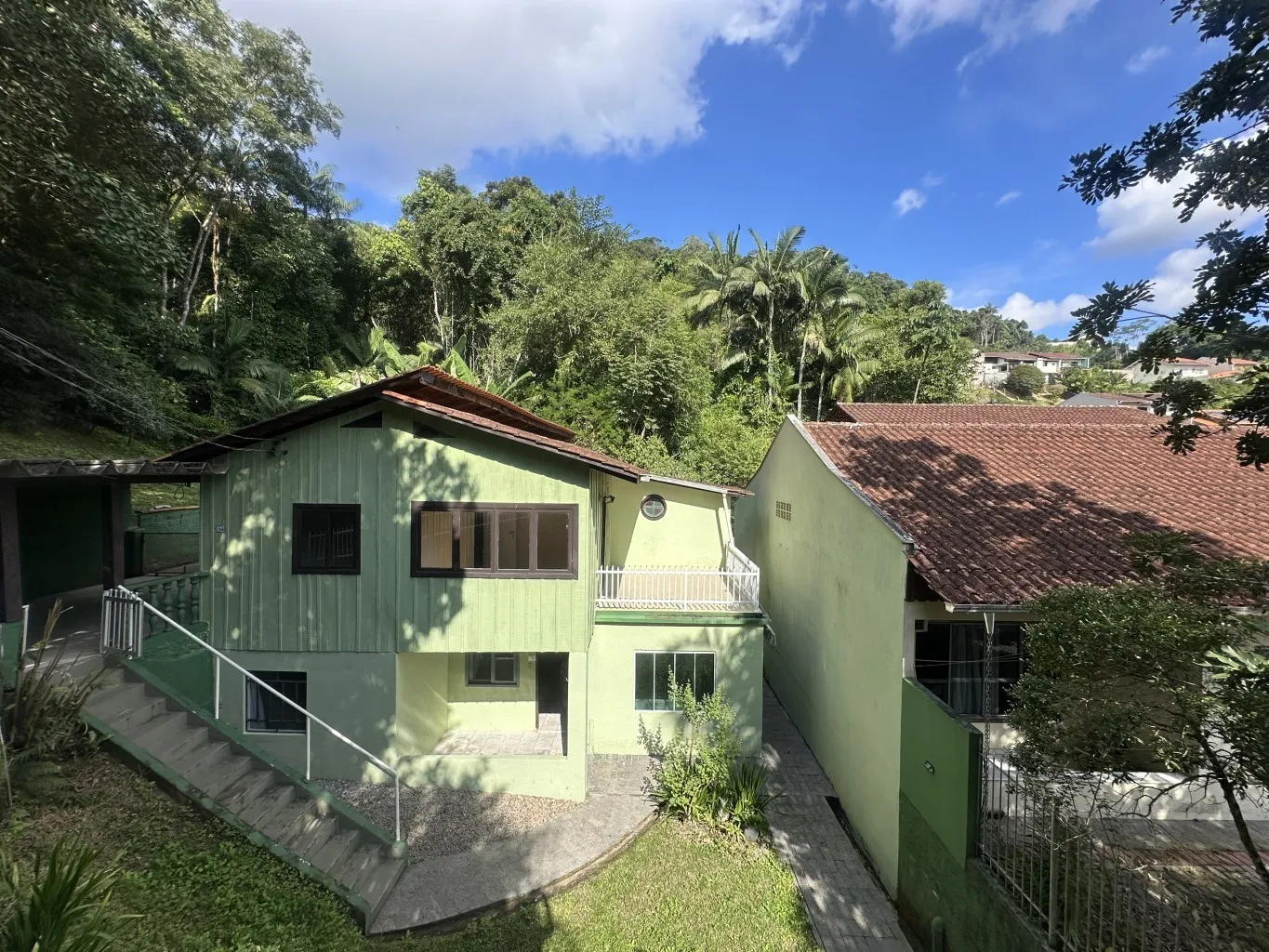 Casa à venda com 4 quartos e 1 suíte, 2 vagas, 420m² no Garcia, Blumenau - foto 1