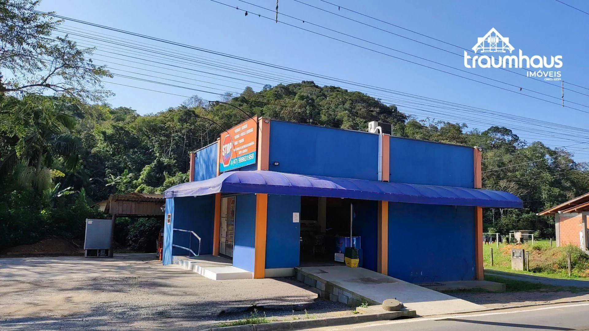 Galpão à venda, 8 vagas, 100m² no Itoupava Central, Blumenau - foto 1