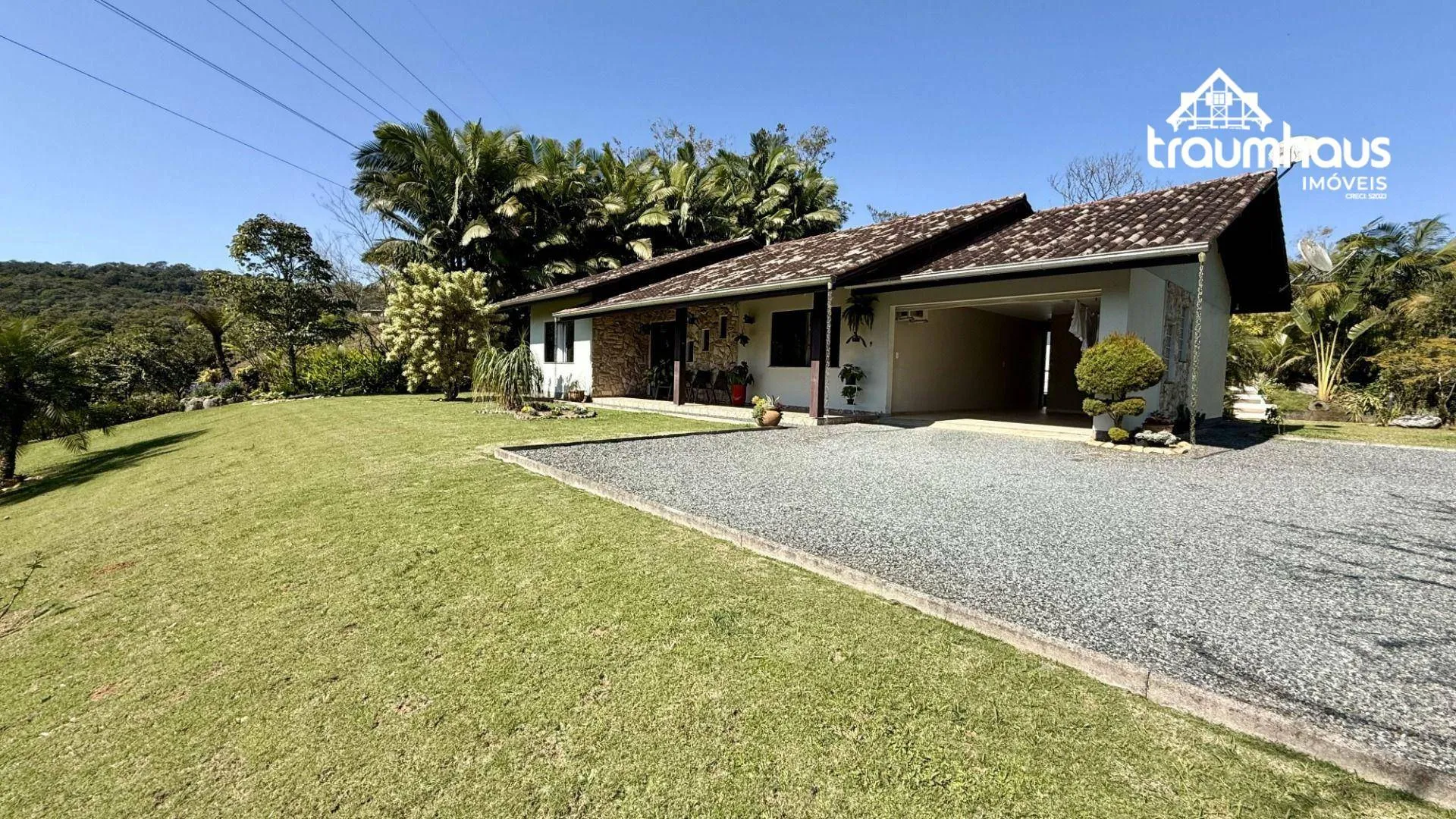 Imóvel Rural à venda com 3 quartos, 4 vagas, 14000m² no Vila Itoupava, Blumenau - foto 1