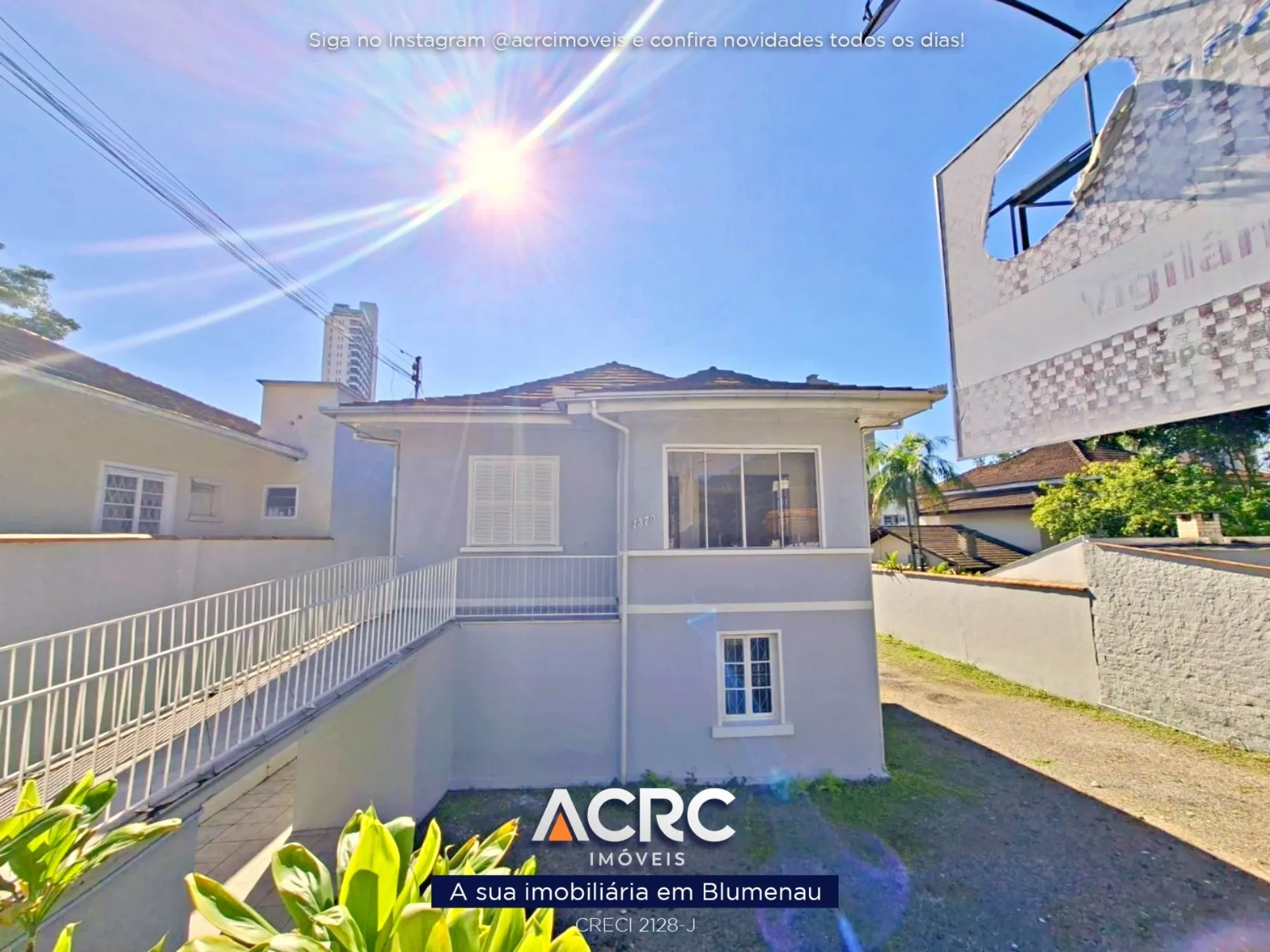 Outros Imóveis para alugar com 5 quartos, 2 vagas, 212m² no Velha, Blumenau - foto 1