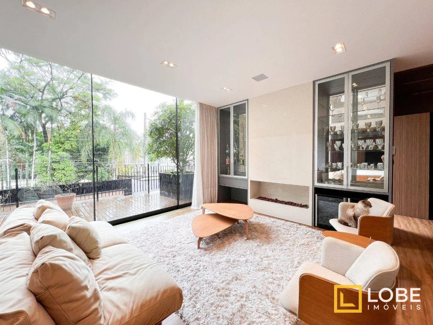 Casa à venda com 3 quartos e 3 suítes, 5 vagas, 250m² no Itoupava Seca, Blumenau - foto 1