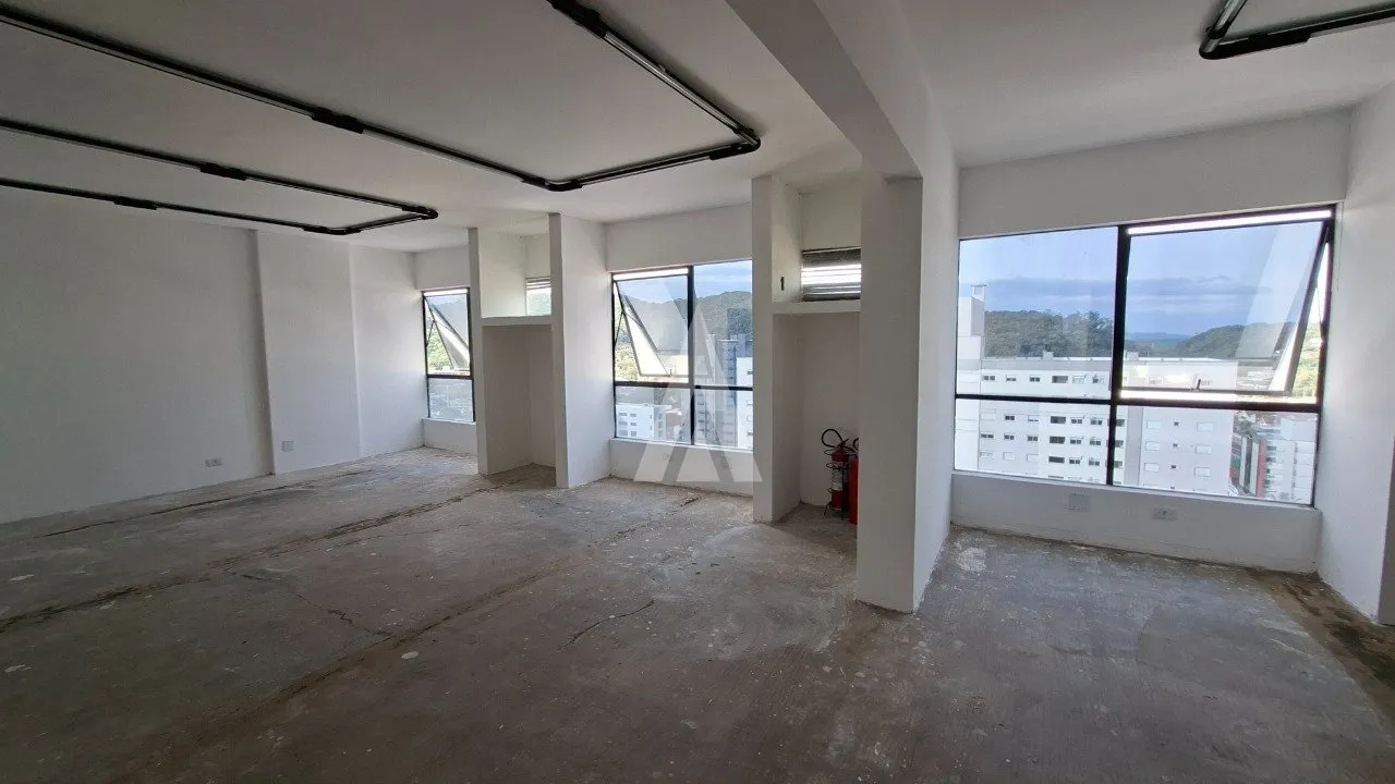 Sala/Escritório à venda, 1 vaga, 100m² na região do bairro Centro, próximo à Rua do Príncipe, Joinville — foto 3