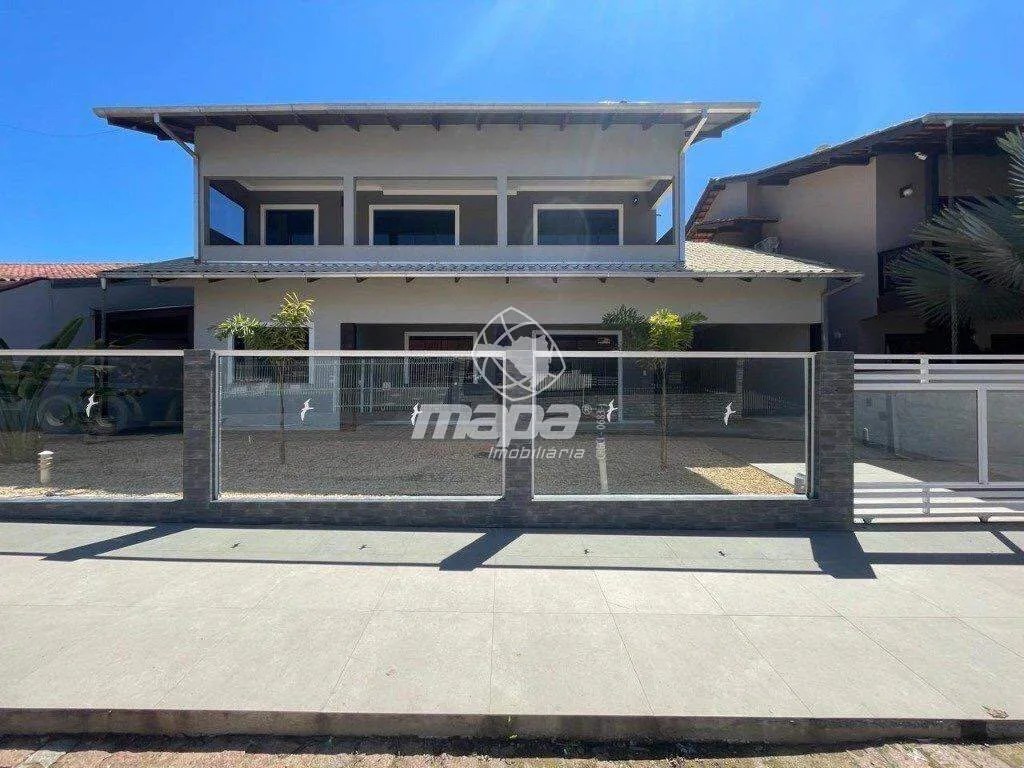 Casa à venda com 6 quartos, 3 vagas, 280m² no Encano, Indaial - foto 1