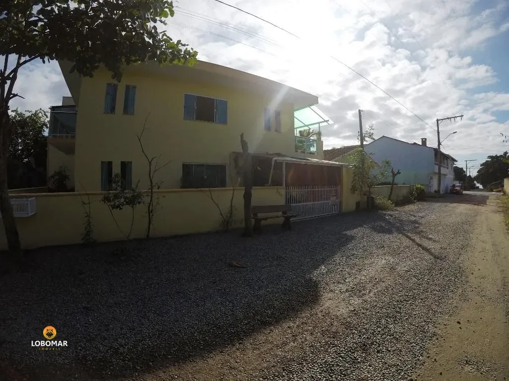 Casa com 3 dormitórios à 200m do mar, à venda, 130 m por R$ 790.000 - Itacolom — foto 3