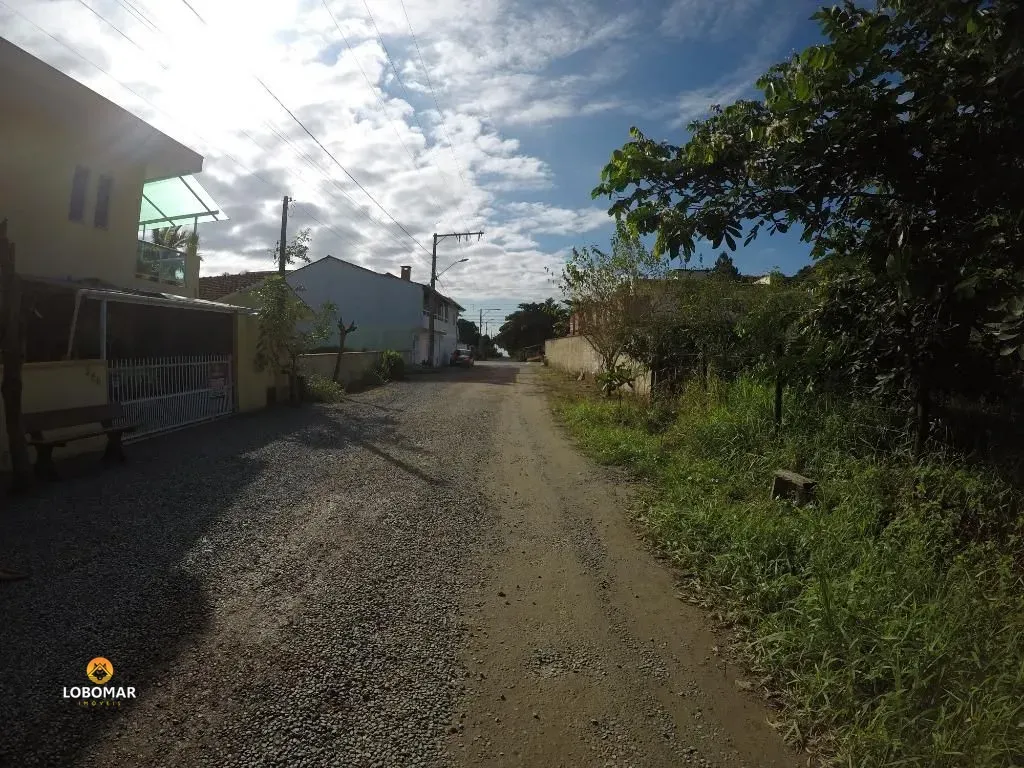 Casa com 3 dormitórios à 200m do mar, à venda, 130 m por R$ 790.000 - Itacolom — foto 4