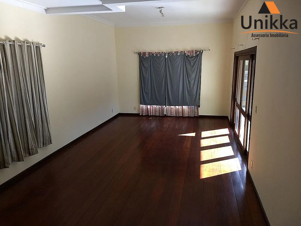 Ampla Residência à Venda em Blumenau - Garcia — foto 4