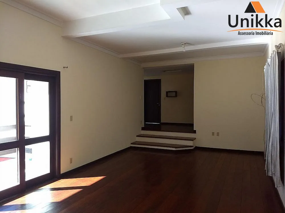 Ampla Residência à Venda em Blumenau - Garcia — foto 5