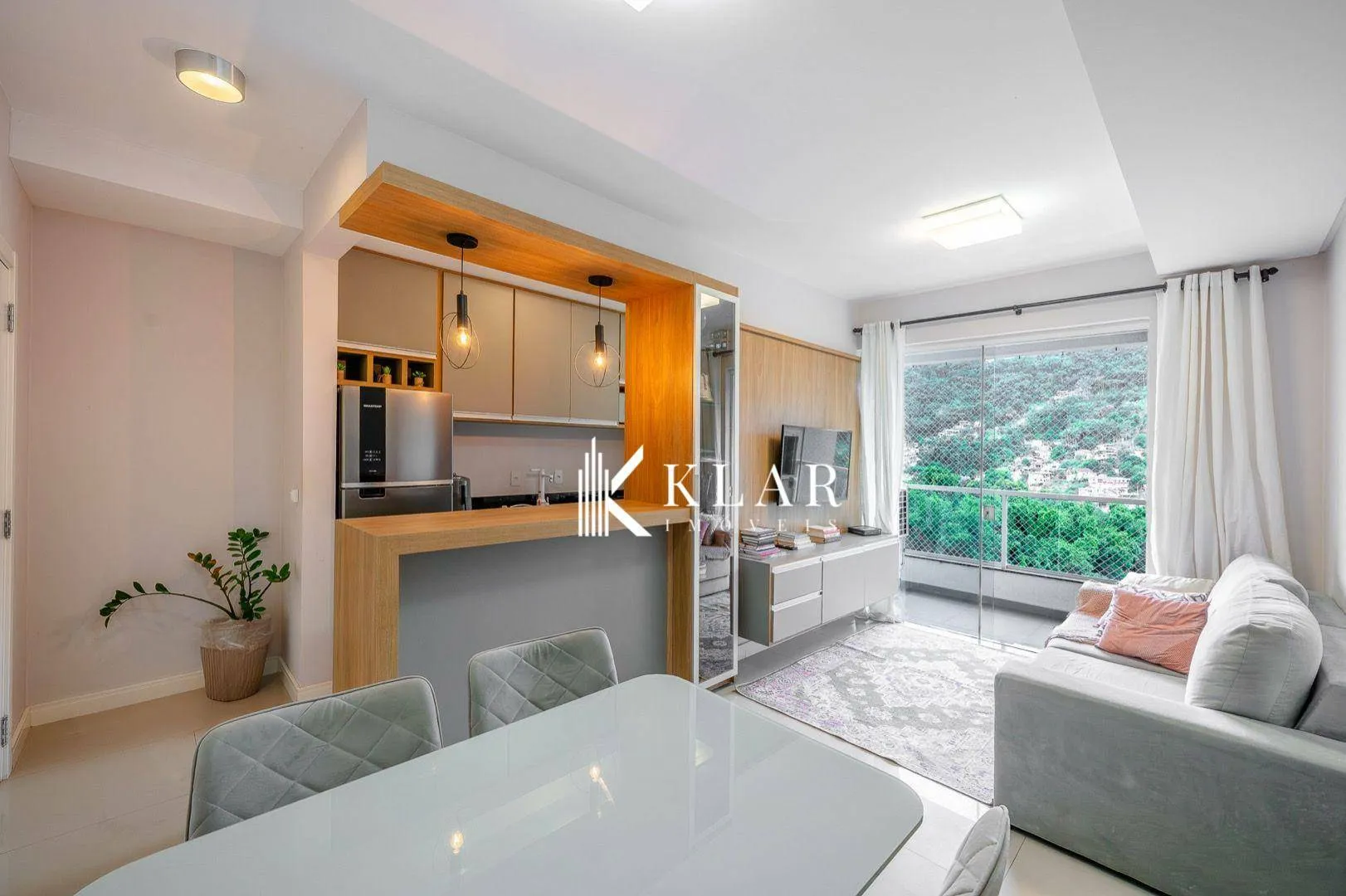 Apartamento à venda com 2 quartos, 1 vaga, 62m² no Centro, Blumenau - foto 1