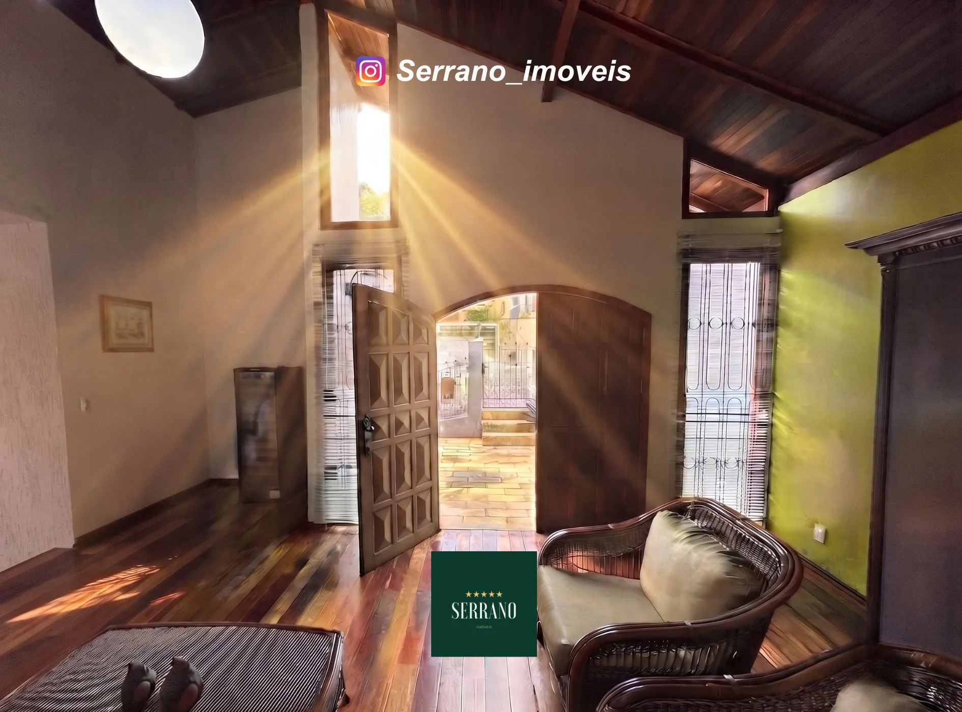 Casa à venda com 4 quartos e 1 suíte, 3 vagas, 204m² na Rua dos Caçadores no Velha, Blumenau — foto 2
