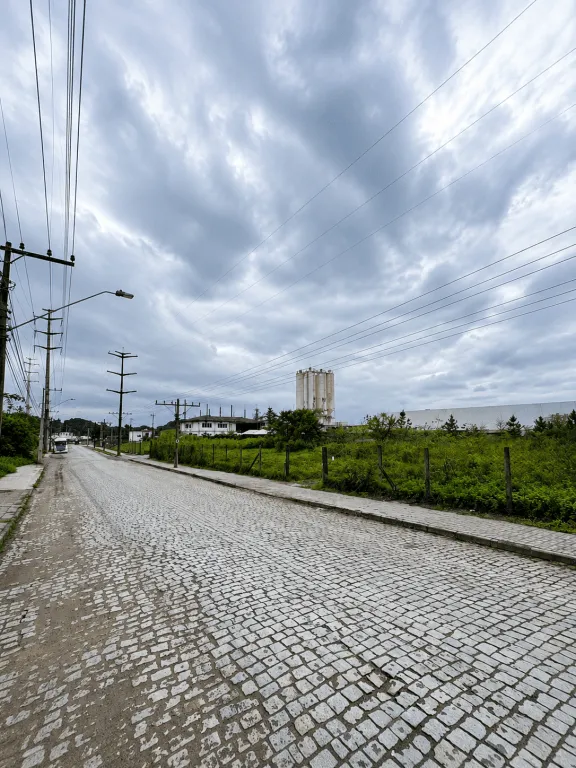Terreno à venda, 8868m² no Zona Industrial Norte, Joinville - foto 1