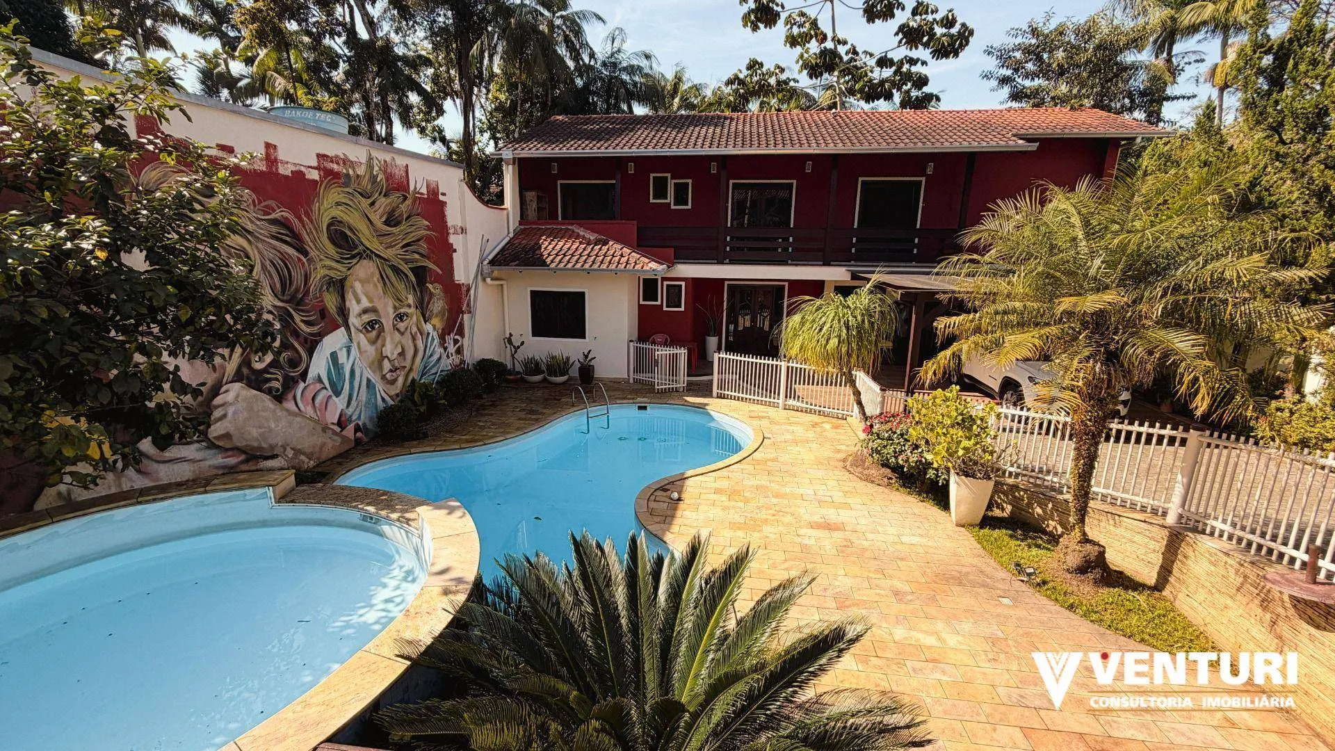 Casa à venda com 3 quartos e 1 suíte, 2 vagas, 474m² no Salto, Blumenau - foto 1