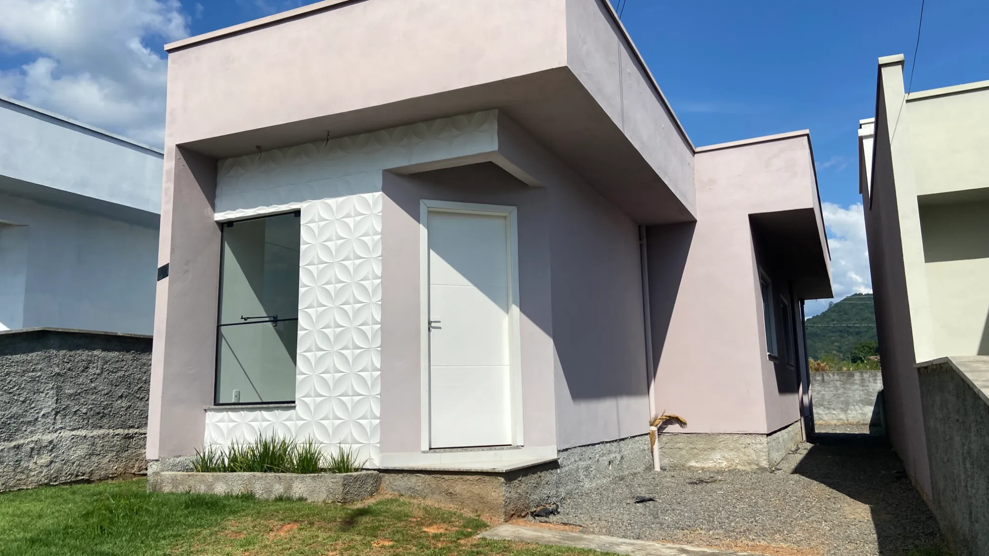Casa para alugar com 3 quartos e 1 suíte, 50m² no Warnow, Indaial - foto 1