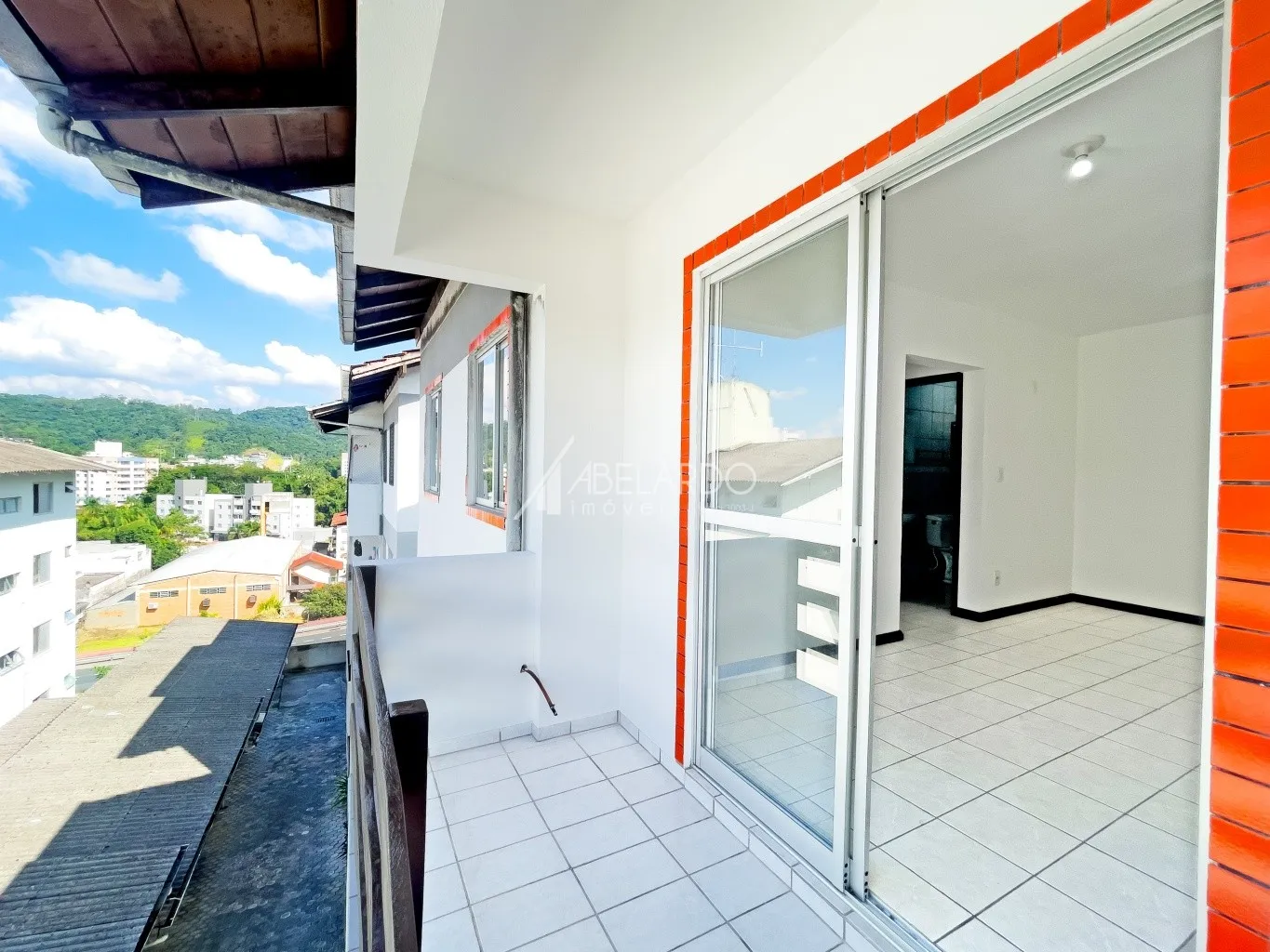 APARTAMENTO COM 3 DORMITÓRIOS - BAIRRO ÁGUA VERDE — foto 2