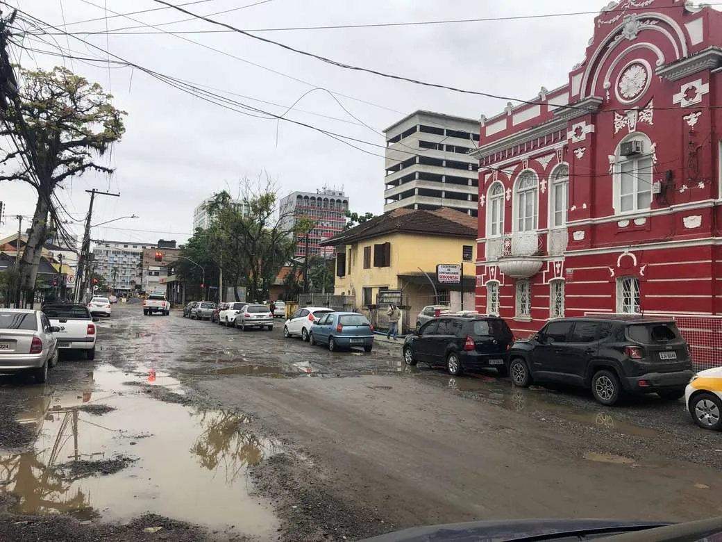 Loja à venda no bairro Centro em Joinville, por R$ 3.000.000.00. — foto 3