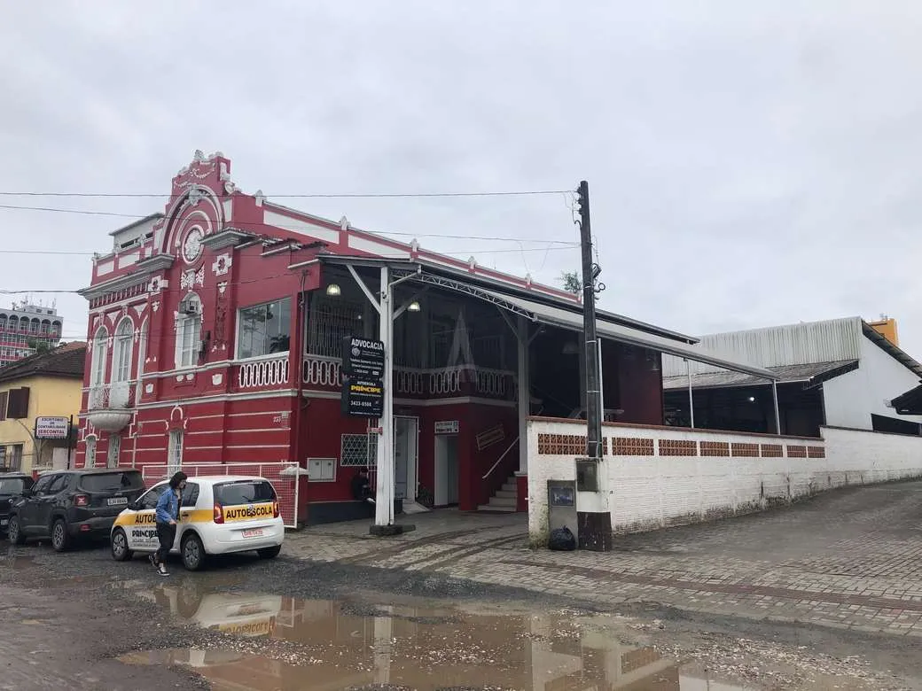 Loja à venda no bairro Centro em Joinville, por R$ 3.000.000.00. — foto 4