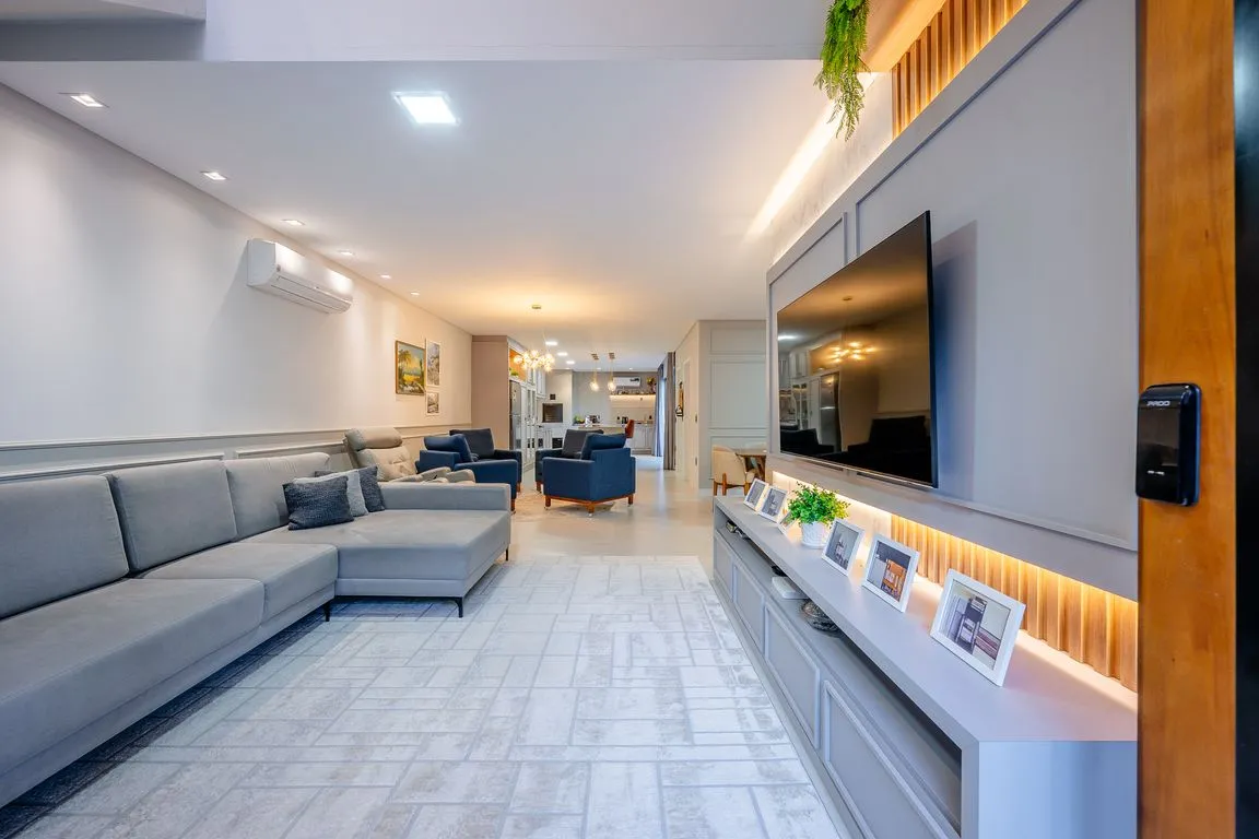 Casa à venda com 3 quartos e 1 suíte, 2 vagas, 300m² no Itoupava Seca, Blumenau - foto 1