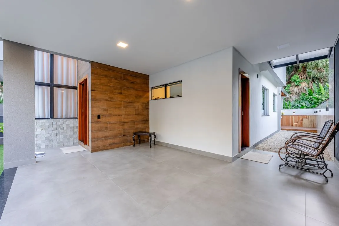 Casa à venda com 3 quartos e 1 suíte, 2 vagas, 300m² no Itoupava Seca, Blumenau — foto 4