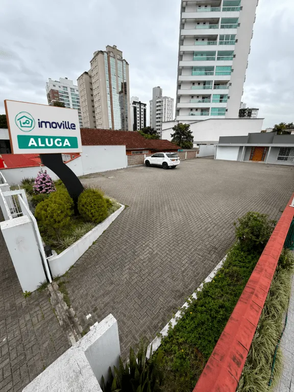 Outros Imóveis para alugar, 270m² no Saguaçú, Joinville - foto 1