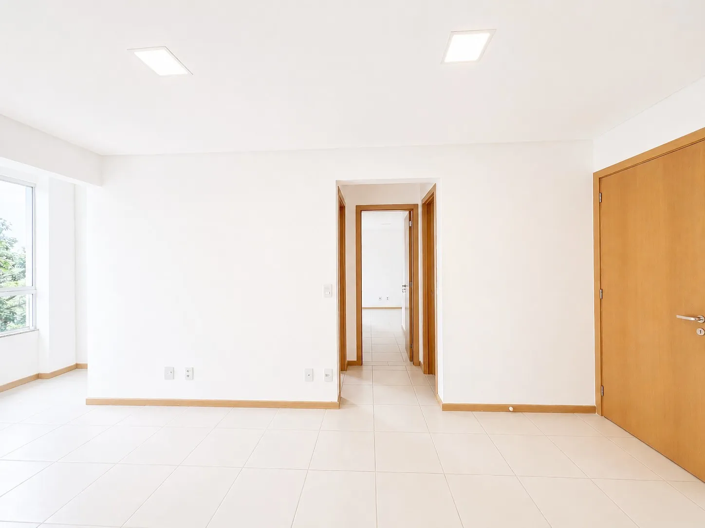 [BAIXOU VALOR] APARTAMENTO EM ANDAR ALTO COM 2 DORMITÓRIOS E 1 SUÍTE, PRÓXIMO À FURB, IDEAL PARA MORAR OU INVESTIR.