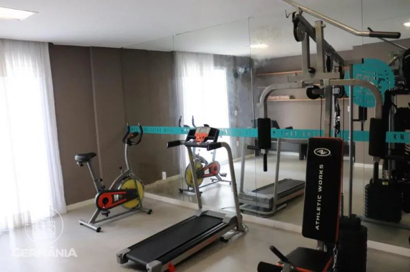 Apartamento Amplo com Sol da Manhã e Churrasqueira a Carvão - 92m Úteis! — foto 2