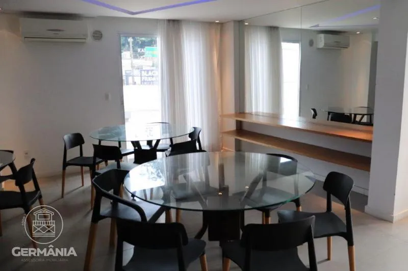 Apartamento Amplo com Sol da Manhã e Churrasqueira a Carvão - 92m Úteis! — foto 3