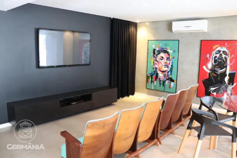 Apartamento Amplo com Sol da Manhã e Churrasqueira a Carvão - 92m Úteis! — foto 4